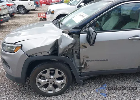 2022 Jeep Compass Limited 4X4 from USA, damaged, VIN 3C4NJDCB5NT130759